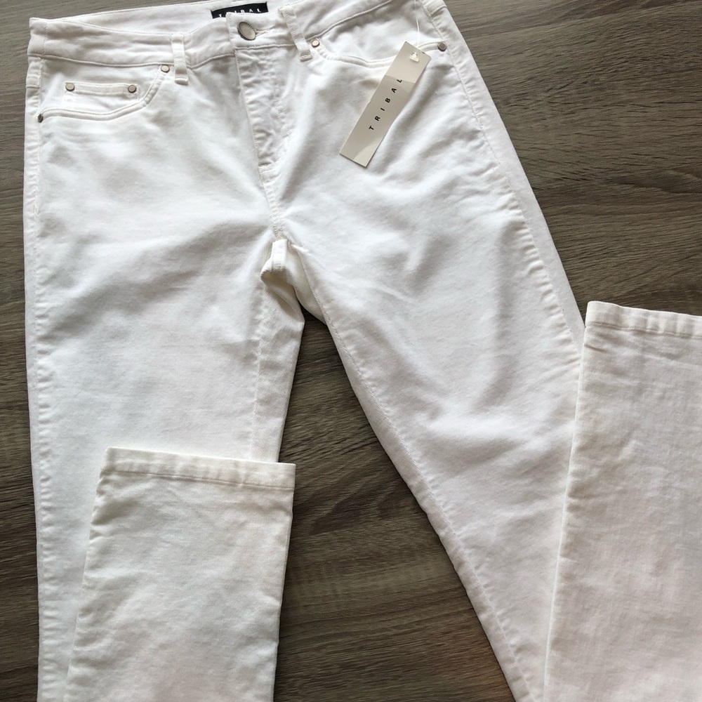 NWT Tribal women’s size 2 white stretch cords